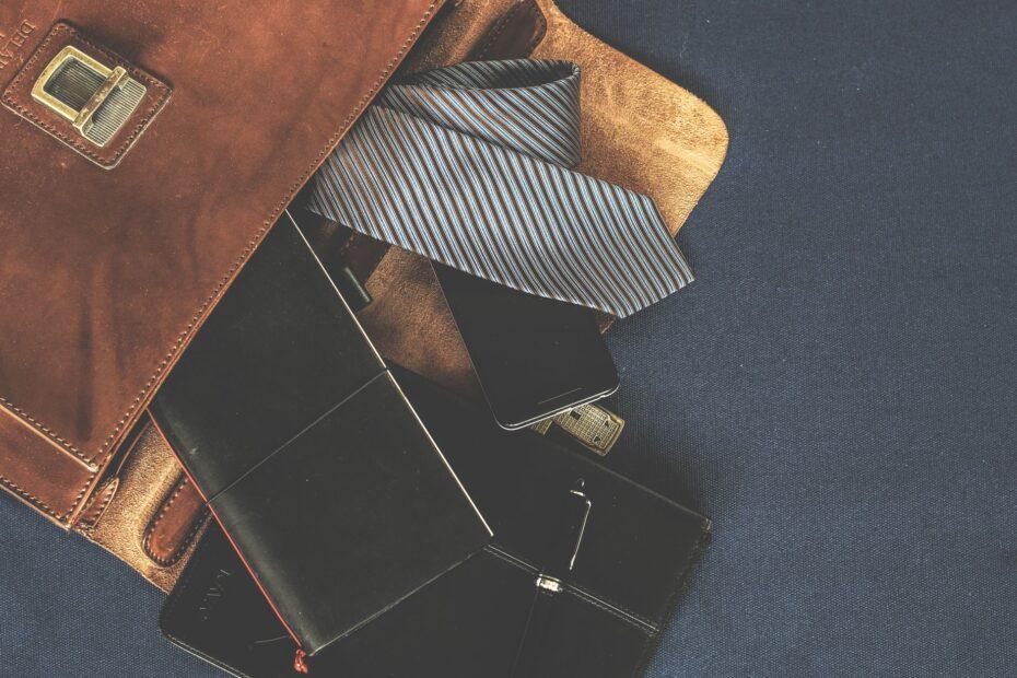 Illustration of Building a Grooming Kit for Frequent Business Travel