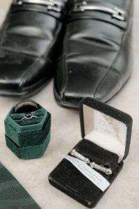 Illustration of Choosing Cufflinks That Complement Formal Occasions