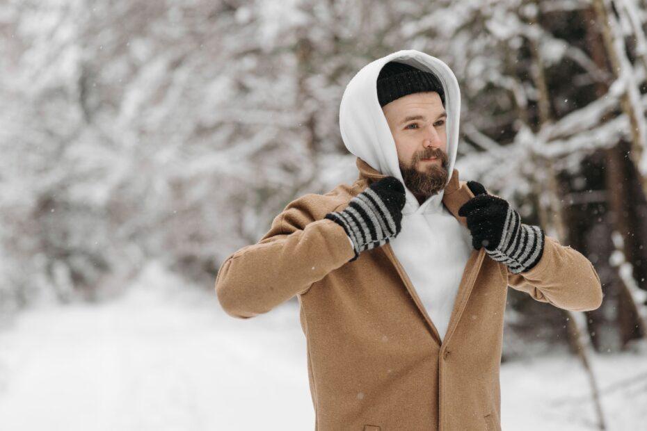 Illustration of Layering Techniques That Keep Your Outfit Sharp in Cold Weather